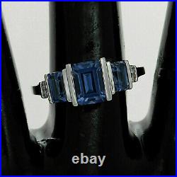 Dazzling Emerald Lab Created Blue Sapphire Three Stone Vintage Style Ring