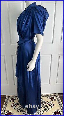 Vintage 1940s WWII era Crepe Back Satin Royal Blue Day Robe Trapunto Style L
