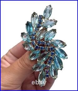 Vintage Juliana Style Aqua Blue Glass Rhinestones Spray Brooch Pin