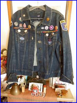 Vintage Levi Style Trucker Jacket N. Y. Patches/pins Art Work